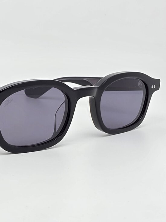 Akila Ceres 2529 01 01 Black Frame Black Lens Sunglasses 48-23-144 main image 4